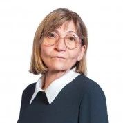 Нина Василева Дакева