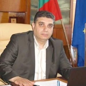 Нида Намъков Ахмедов